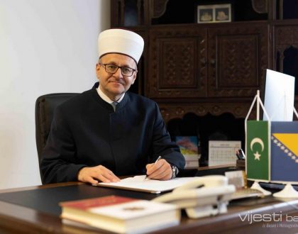 Muftija Dedović za Vijesti.ba: Prava se ne dobijaju šutnjom