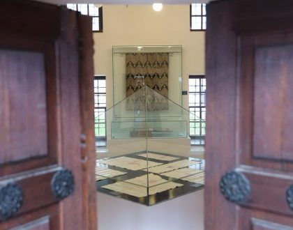 Prekrivač s mezara Poslanika, a. s. - Svjedočanstvo vjekovne duhovne veze Bosne i Medine