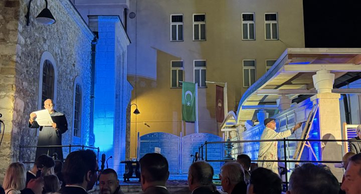 U Gazi Husrev-begovom Hanikahu otvorena izložba „ILUM – PERPETUM“ Zekerijaha Nalića